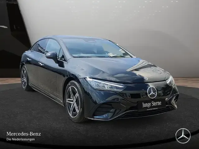 Mercedes-Benz EQE 300