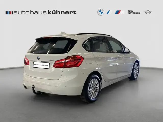 BMW 218