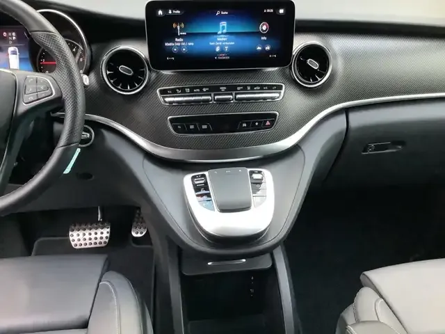 Mercedes-Benz V 250