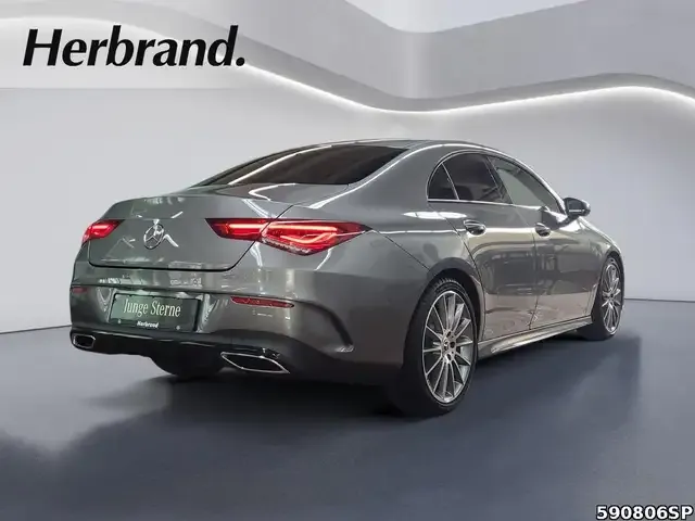 Mercedes-Benz CLA 250