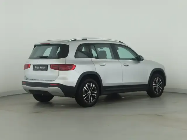 Mercedes-Benz GLB 180