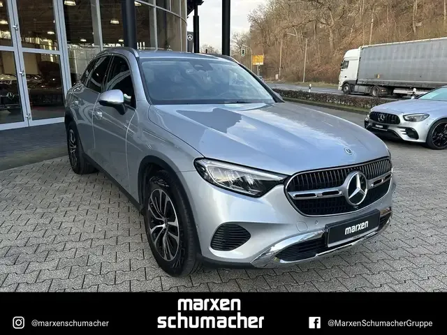 Mercedes-Benz GLC 220