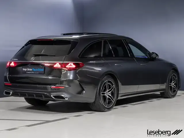 Mercedes-Benz E 300