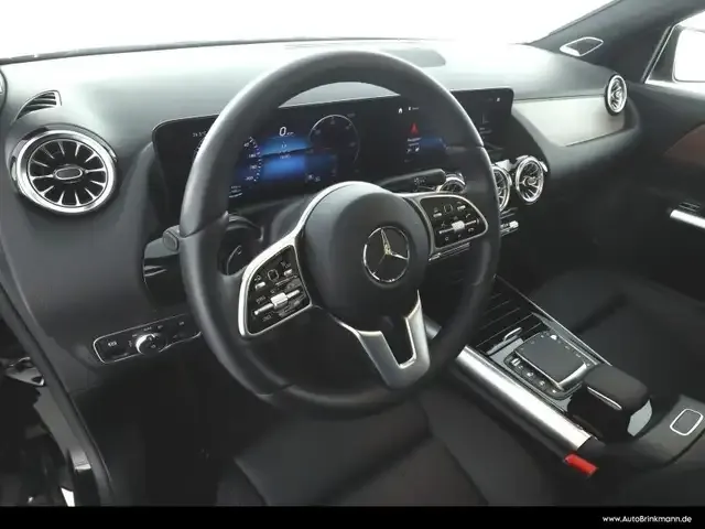 Mercedes-Benz EQA 250