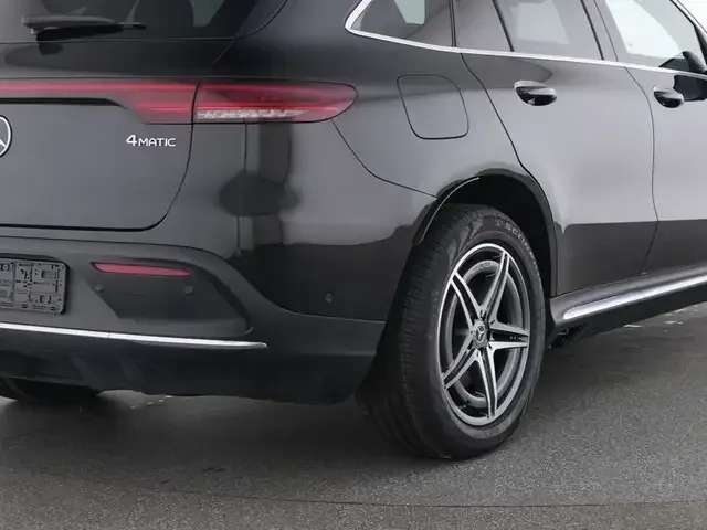 Mercedes-Benz EQC 400