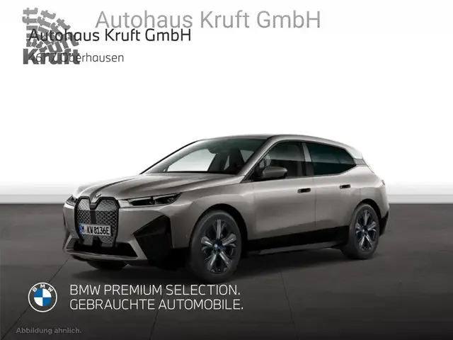 BMW iX