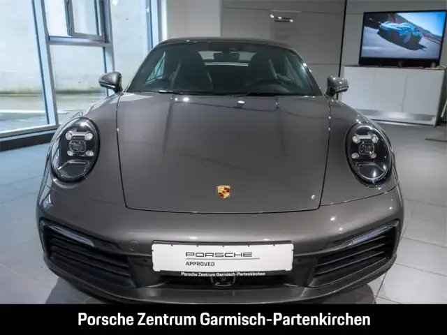 Porsche 992