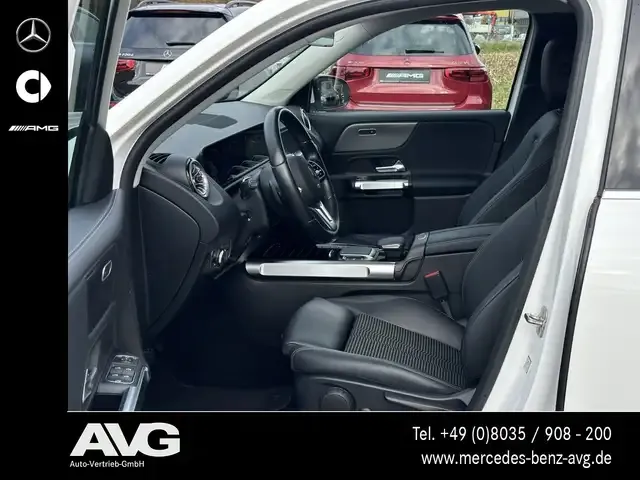 Mercedes-Benz EQB 300