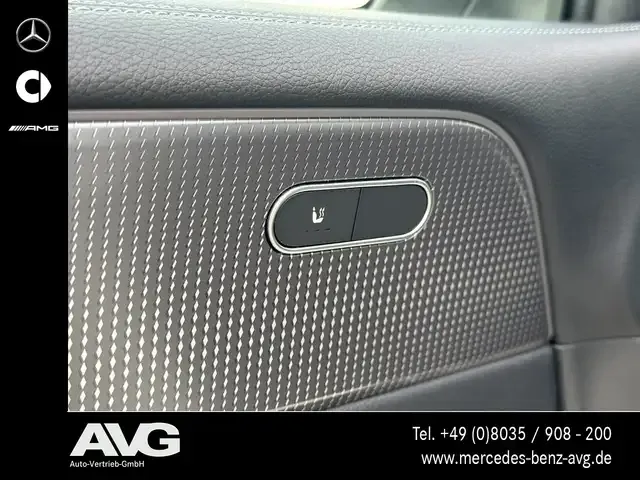 Mercedes-Benz EQB 300