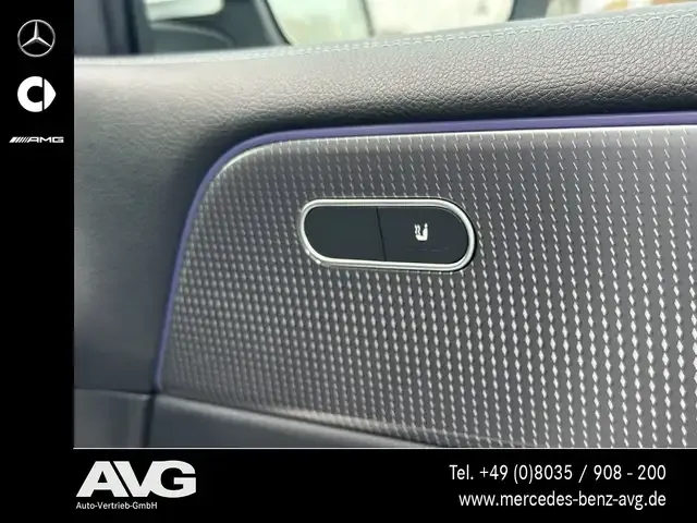 Mercedes-Benz EQB 300