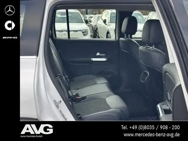 Mercedes-Benz EQB 300