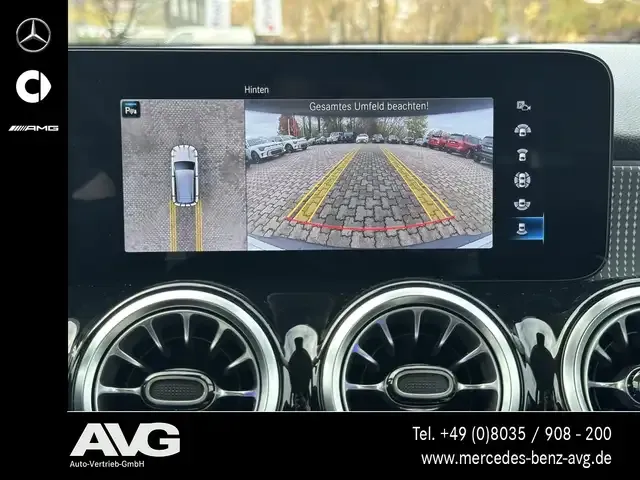 Mercedes-Benz EQB 300