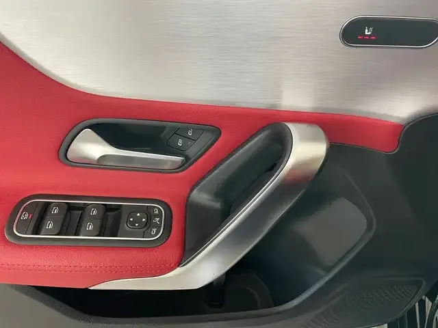 Mercedes-Benz Sonstiges