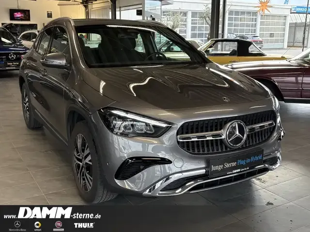 Mercedes-Benz GLA 250