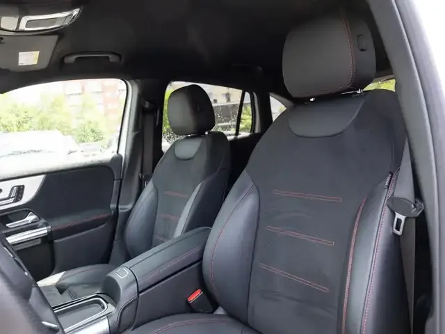 Mercedes-Benz EQA 300