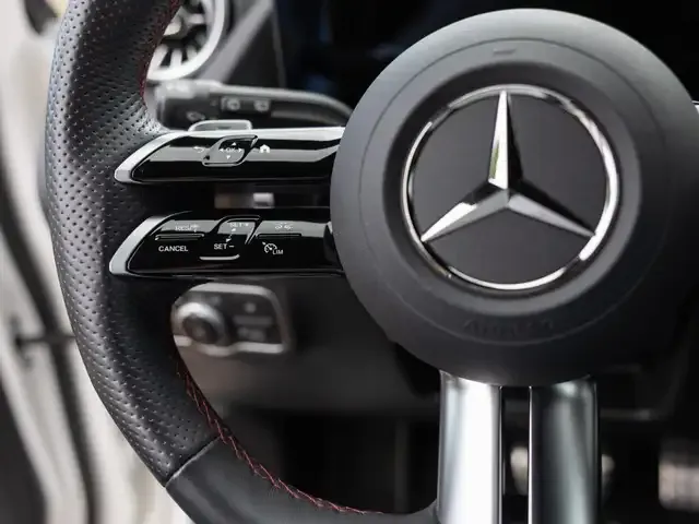 Mercedes-Benz EQA 300