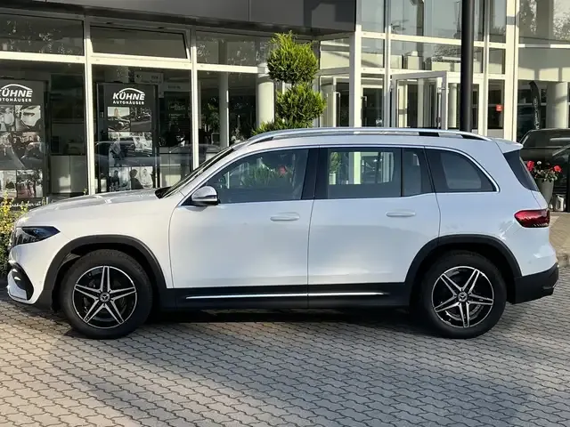 Mercedes-Benz EQB 250