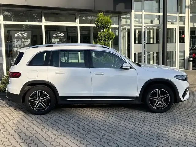 Mercedes-Benz EQB 250
