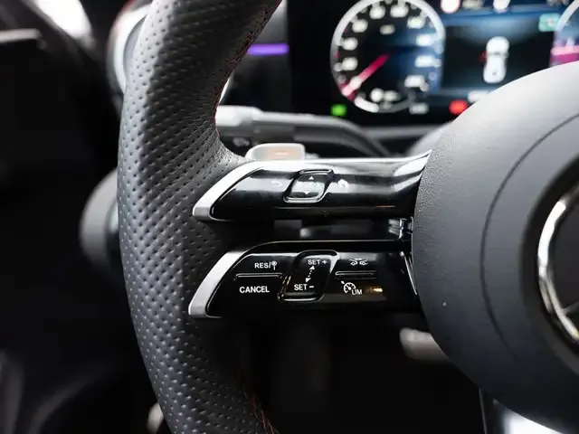 Mercedes-Benz CLA 220