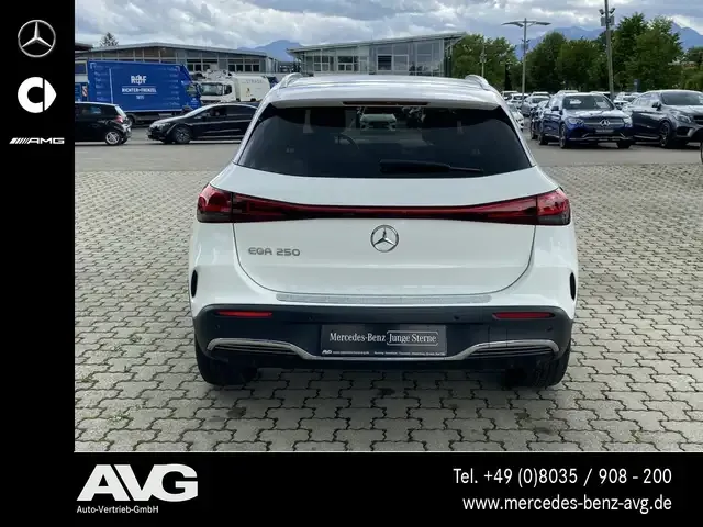 Mercedes-Benz EQA 250