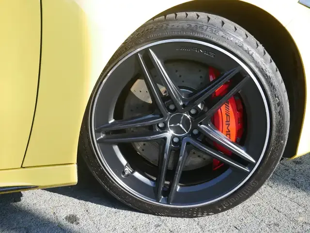 Mercedes-Benz A 45 AMG