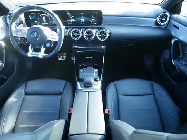 Mercedes-Benz A 45 AMG