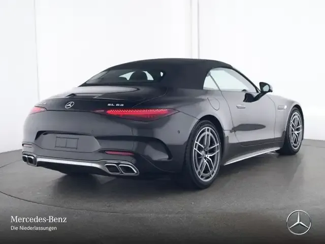 Mercedes-Benz SL 63 AMG