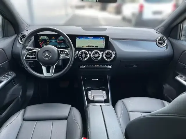 Mercedes-Benz EQA 250