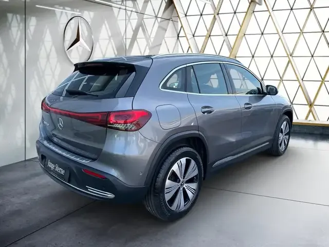 Mercedes-Benz EQA 250