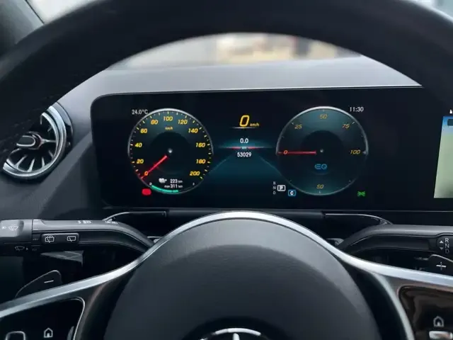 Mercedes-Benz EQA 250