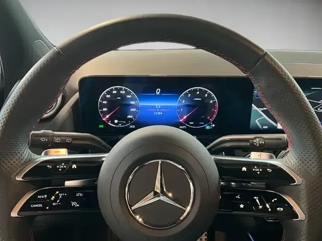 Mercedes-Benz GLA 200