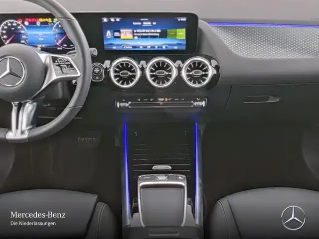 Mercedes-Benz GLA 180
