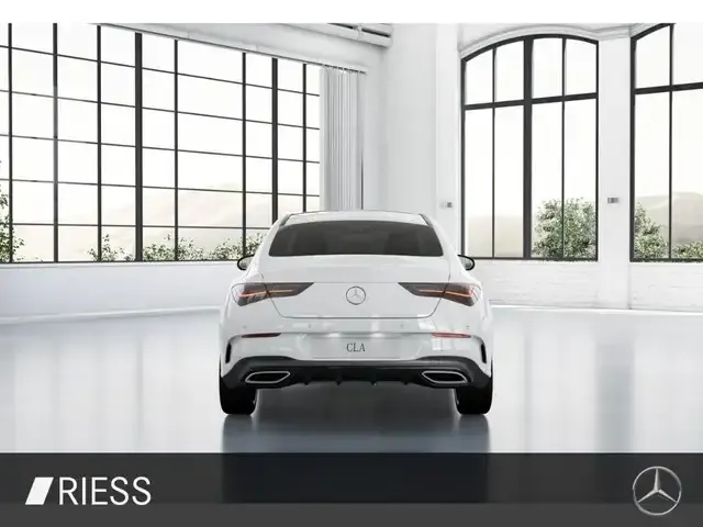 Mercedes-Benz CLA 220