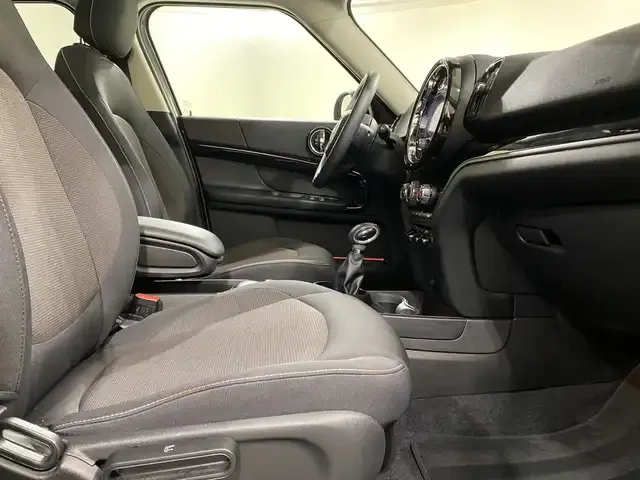 MINI Cooper SE Countryman