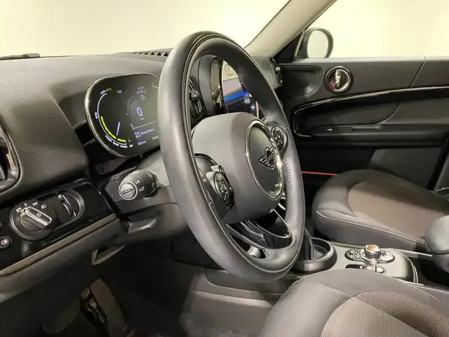 MINI Cooper SE Countryman