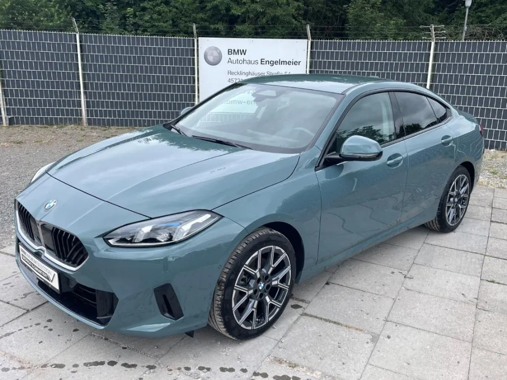 BMW 220