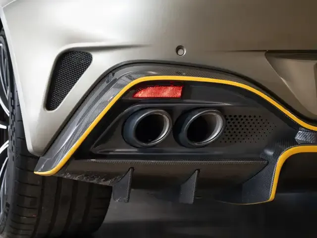 Aston Martin V8