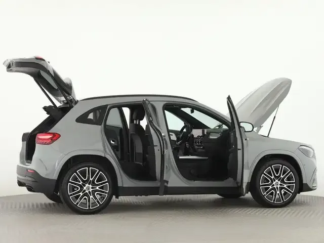 Mercedes-Benz GLA 200