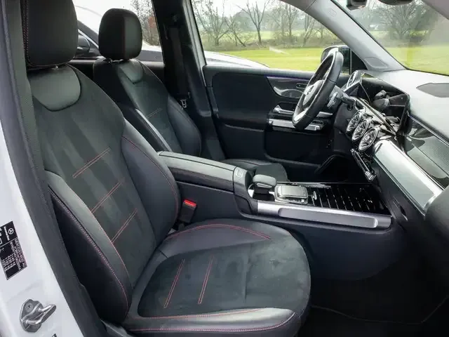 Mercedes-Benz GLB 250