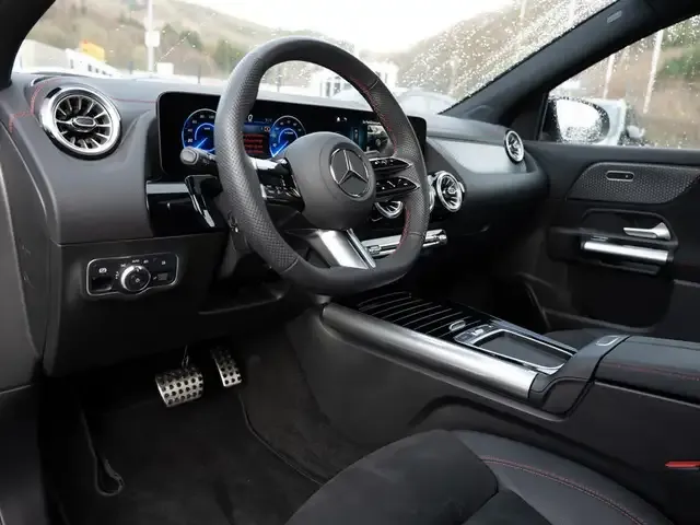 Mercedes-Benz EQA 250