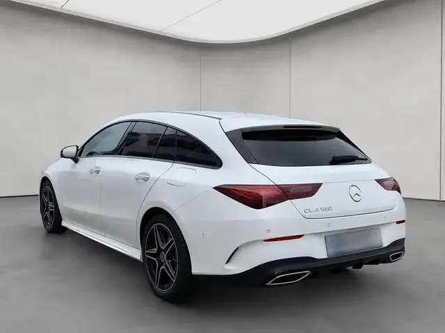 Mercedes-Benz CLA 180