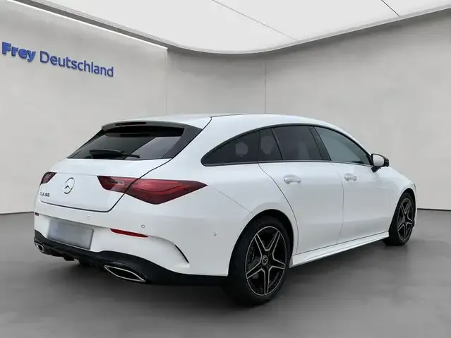 Mercedes-Benz CLA 180