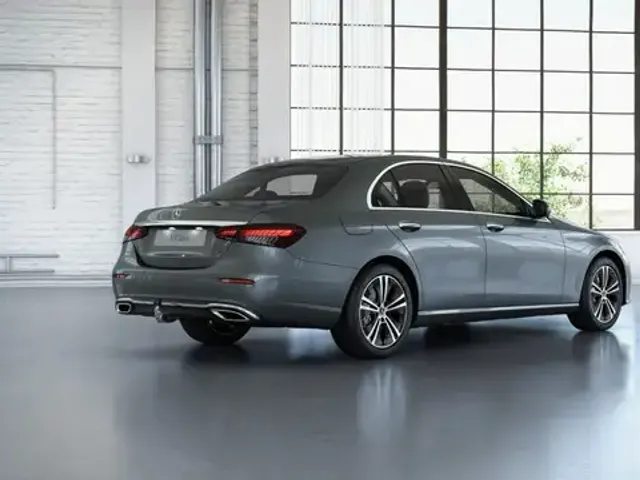 Mercedes-Benz E 300
