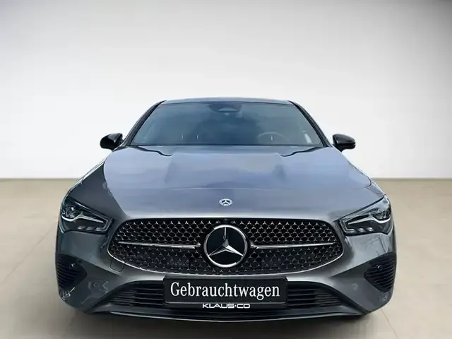 Mercedes-Benz CLA 180
