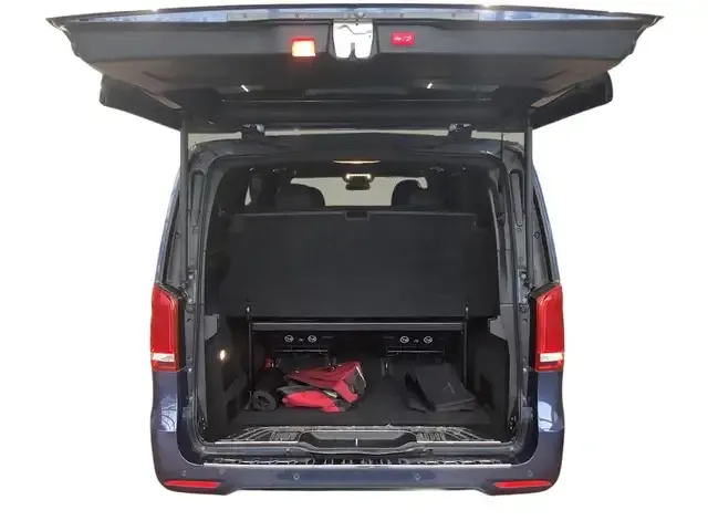 Mercedes-Benz EQV 300