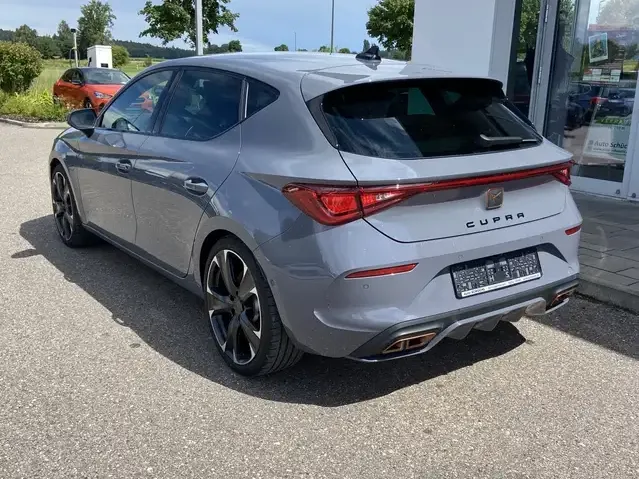 CUPRA Leon