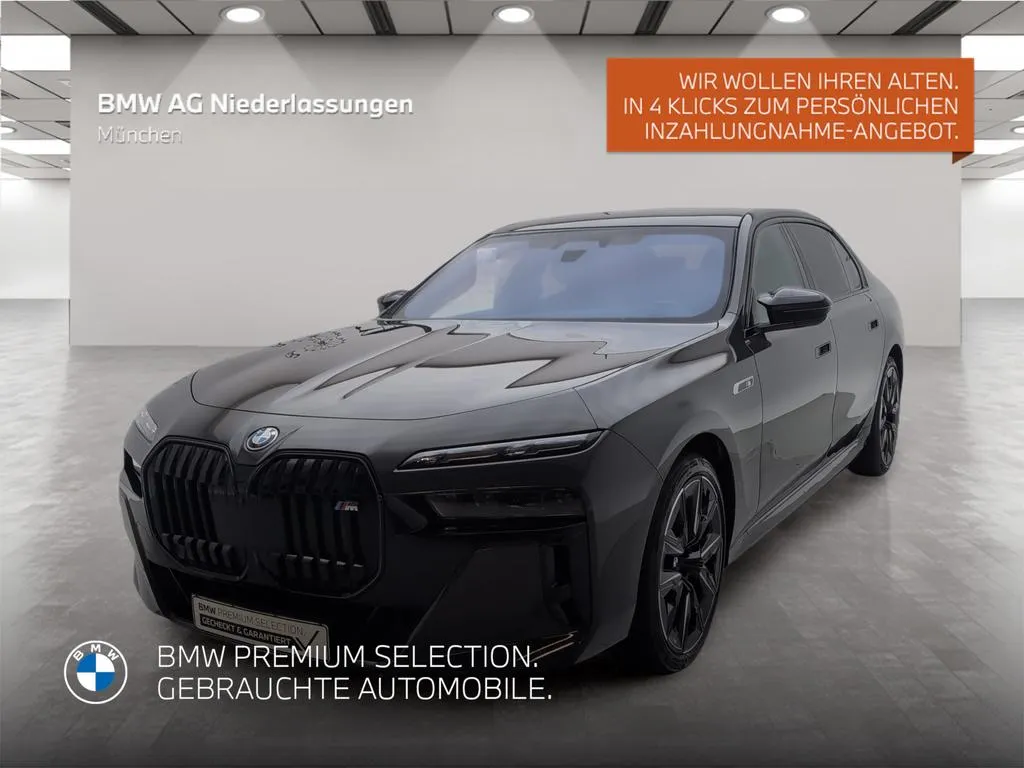 BMW i7