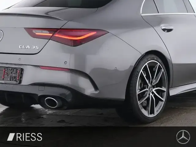 Mercedes-Benz CLA 35 AMG