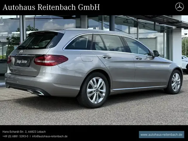 Mercedes-Benz C 180