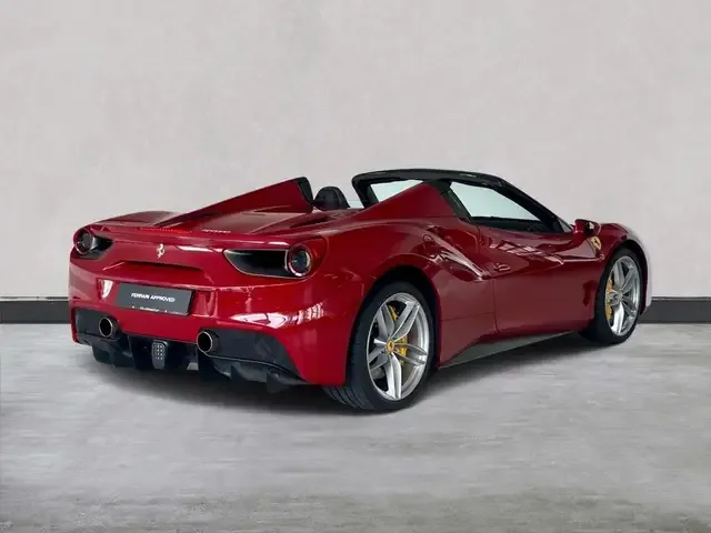 Ferrari 488